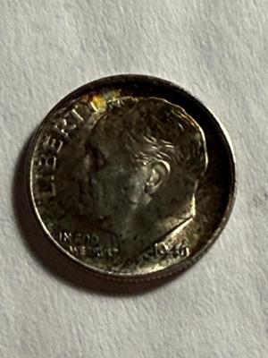 1946-S UNCIRCULATED/RAINBOW TONED ROOSEVELT SILVER DIME AS PICTURED.