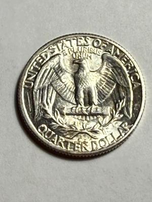1934-P AU50 CONDITION WASHINGTON SILVER QUARTER AS PICTURED.