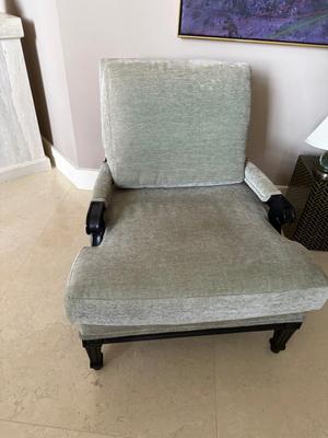 2 upholstered chairs in green