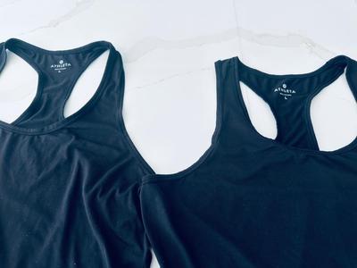 4 Ladies tank tops Sportswearsize Large with Racerback