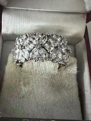 Custom jewelry ladies ring size 7