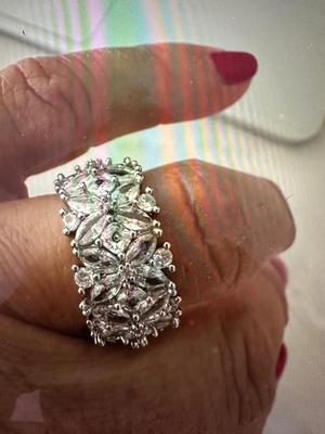 Custom jewelry ladies ring size 7