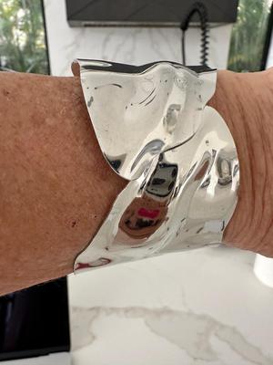 Brand New still wrapped Ladies Silver Cuff