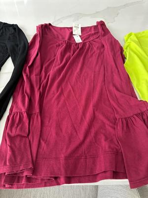 4 Ladies size M tops