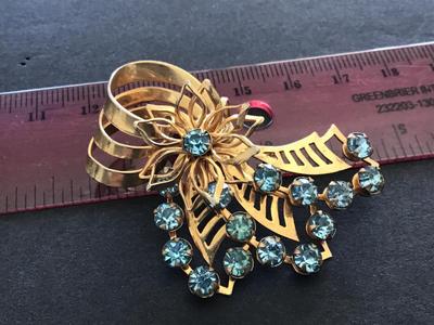 Baby Blue Rhinestone Gold Tone Brooch Vintage