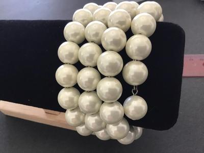 Beautiful Faux Pearl Wrap Bracelet. Chunky. Nice