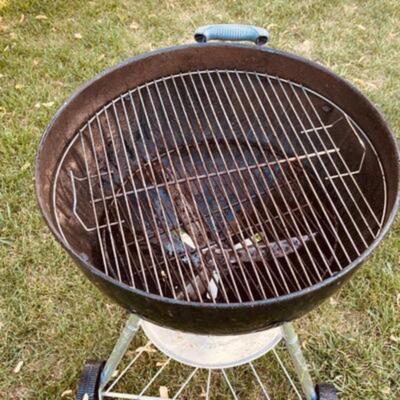 WEBER CHARCOAL BBQ GRILL