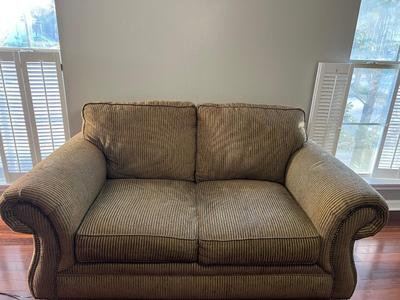 LOVESEAT *See Description**