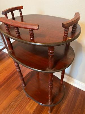 Oval Decorative Table