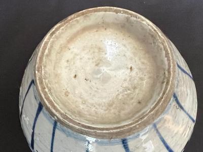 Antique Chinese Blue White Porcelain Ginger Jar Wooden Lid