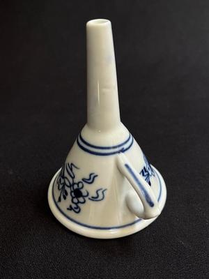 Lovely Antique Blue Onion Porcelain Funnel 4 1/2"