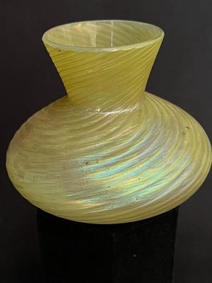 LOETZ lovely Vintage Iridescent Czechoslovakian Art Glass Vase 4