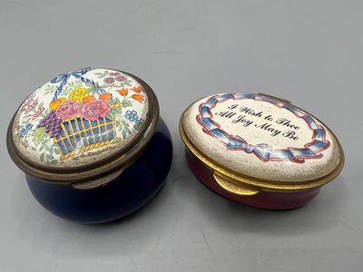 The Staffordshire Enamels Old Hall England Enamel Metal Snuff Boxes