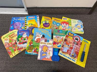 Mixed Lot of Small Child Toddler Kindergarten Board Books
