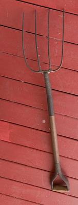 LOT:58: Antique Farm Tools: Saw, Pitchfork, Hand Held Sickle, Hanging Scale