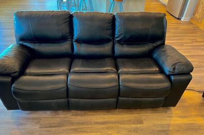 BLACK LEATHER, POWER RECLINER SOFA