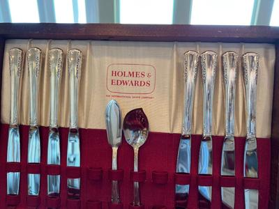 HOLMES & EDWARD International Silver Co. Set