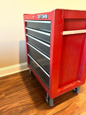 CRAFTSMAN METAL TOOLBOX & TOOLS