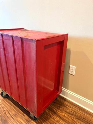 CRAFTSMAN METAL TOOLBOX & TOOLS