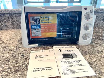 NEW TOASTMASTER Toaster-Oven-Broiler