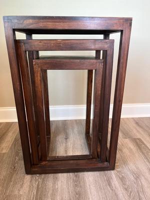 WOODEN NESTING TABLE SET *Read Details