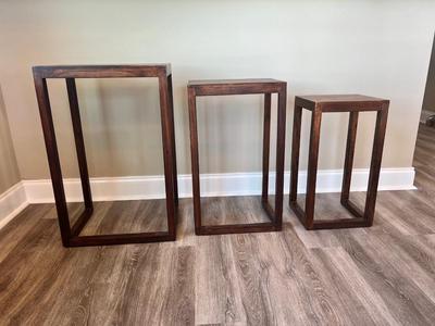 WOODEN NESTING TABLE SET *Read Details