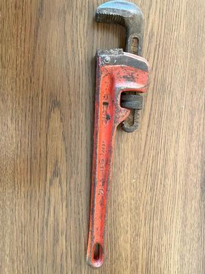 RIDGE TOOL CO.  14 inch Pipe Wrench