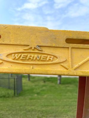 WERNER 10 FOOT LADDER