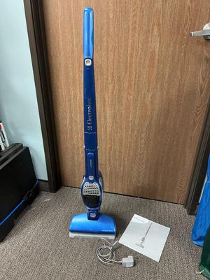 Electrolux Ergorapido 2 in 1 Cyclonic Rechargeable Electric Vacuum Cleaner