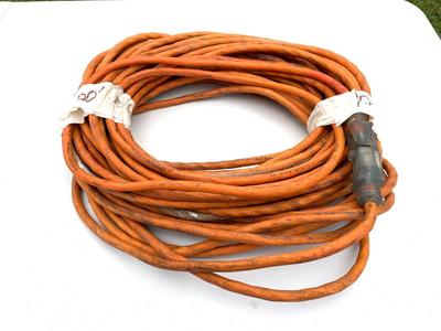 Pair of 100 ft Cords *Read Details