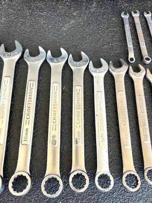 CRAFTSMAN WRENCH SET & KETER PRO TOOL BOX