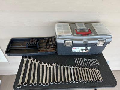CRAFTSMAN WRENCH SET & KETER PRO TOOL BOX
