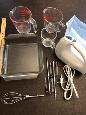 Mixer and bakeware