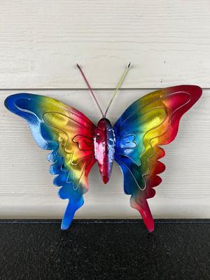 Decorative Metal Hangings