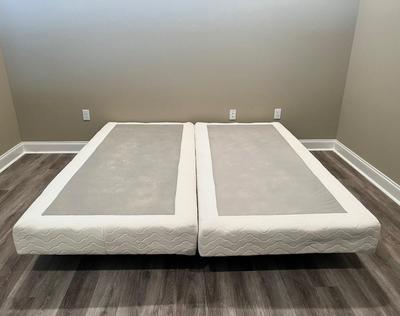 SCANDINAVIAN COLLECTION KING FOUNDATION & Bed Frame