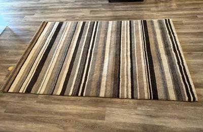 POTTERYBARN WOOL RUG 5X8