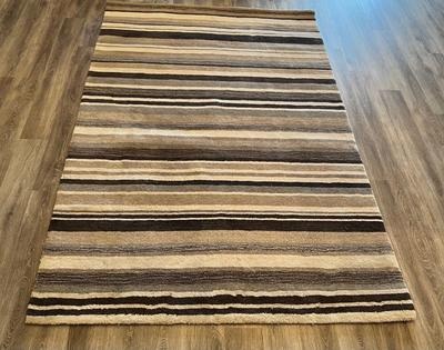 POTTERYBARN WOOL RUG 5X8