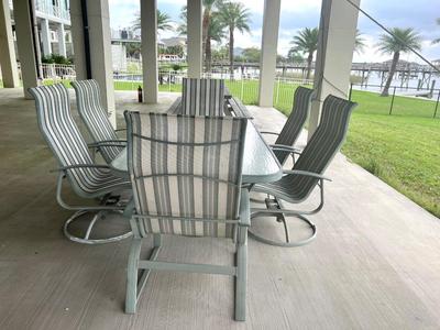 OUTDOOR PATIO SET *Read Details