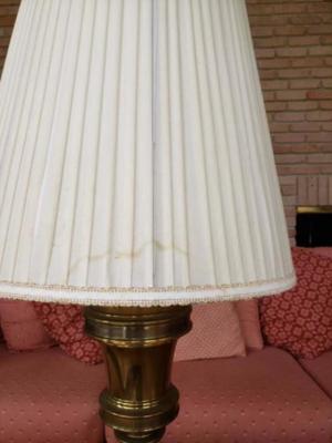 Vintage Stiffel weighted brass lamp