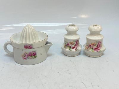 Vintage Pink Rose Floral Ceramic Porcelain Mini Juicer and Shaker Set