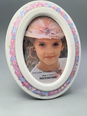 Retro Porcelain Ceramic Pink Floral Pattern Oval Picture Frame with Box