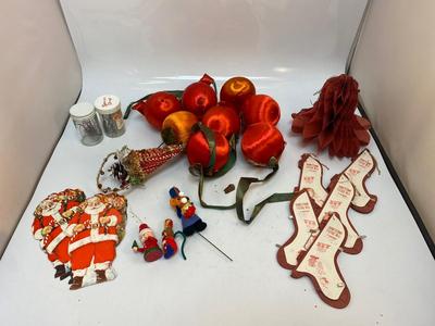 Mixed Lot of Vintage Christmas Holiday Ornaments & Decor