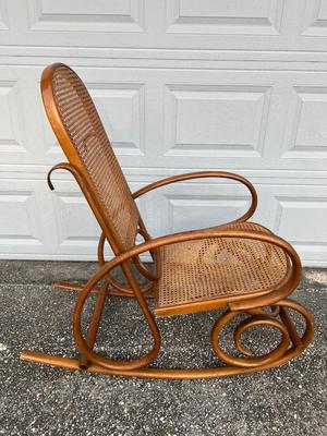 Vintage Bentwood Rocking Chair*READ DETAILS*