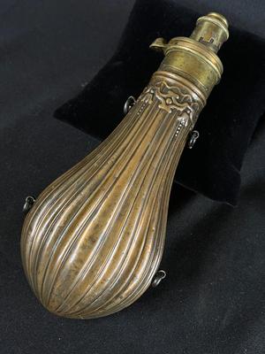 19th C Powder Flask with a Floral Border