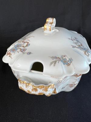 Haviland Schleiger Limoges Covered Tureen Pristine!