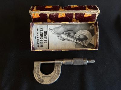 Vintage Brown & Sharpe Micrometer Caliper in Original Box w Instructions