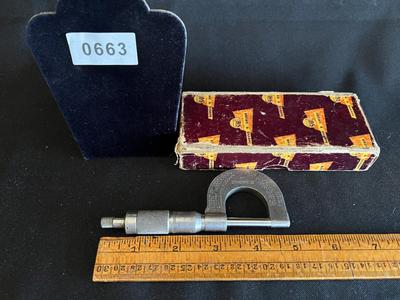 Vintage Brown & Sharpe Micrometer Caliper in Original Box w Instructions