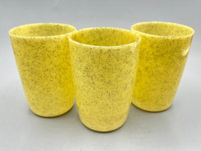 3 vintage used PLASTIC CUPS Arrow LIME GREEN YELLOW
