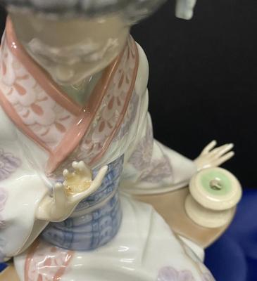 Lladro -Nippon Lady   Japanese Geisha