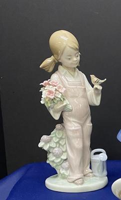 Lladro - Spring Girl